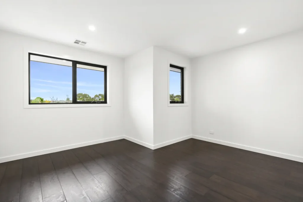 1 elaine crt bentleigh east bed 2