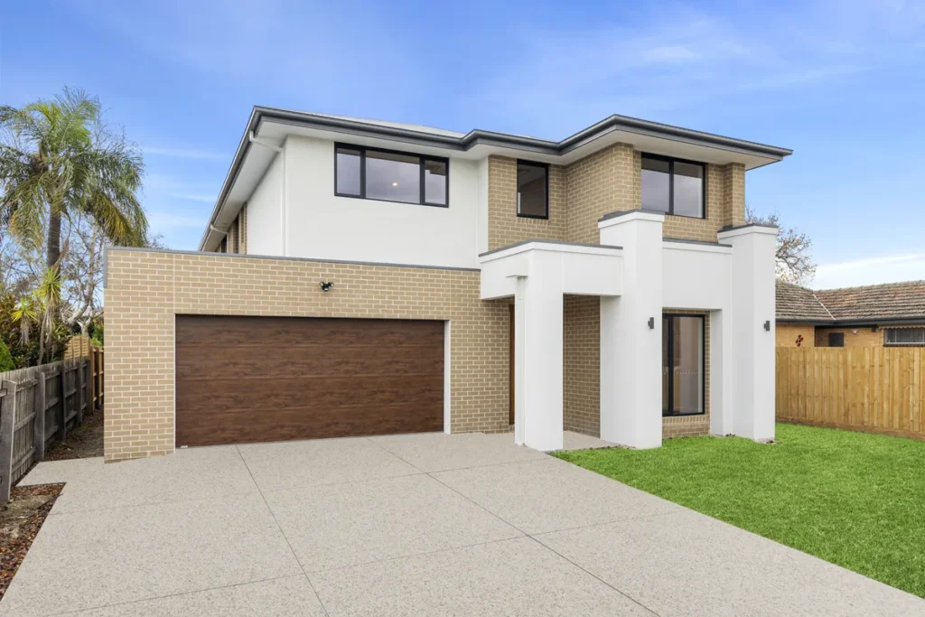 1 elaine crt bentleigh east facade