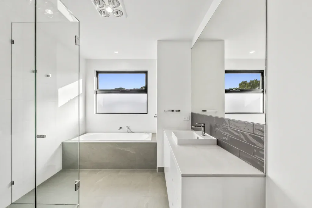 b bathroom 18 maroo st hughesdale